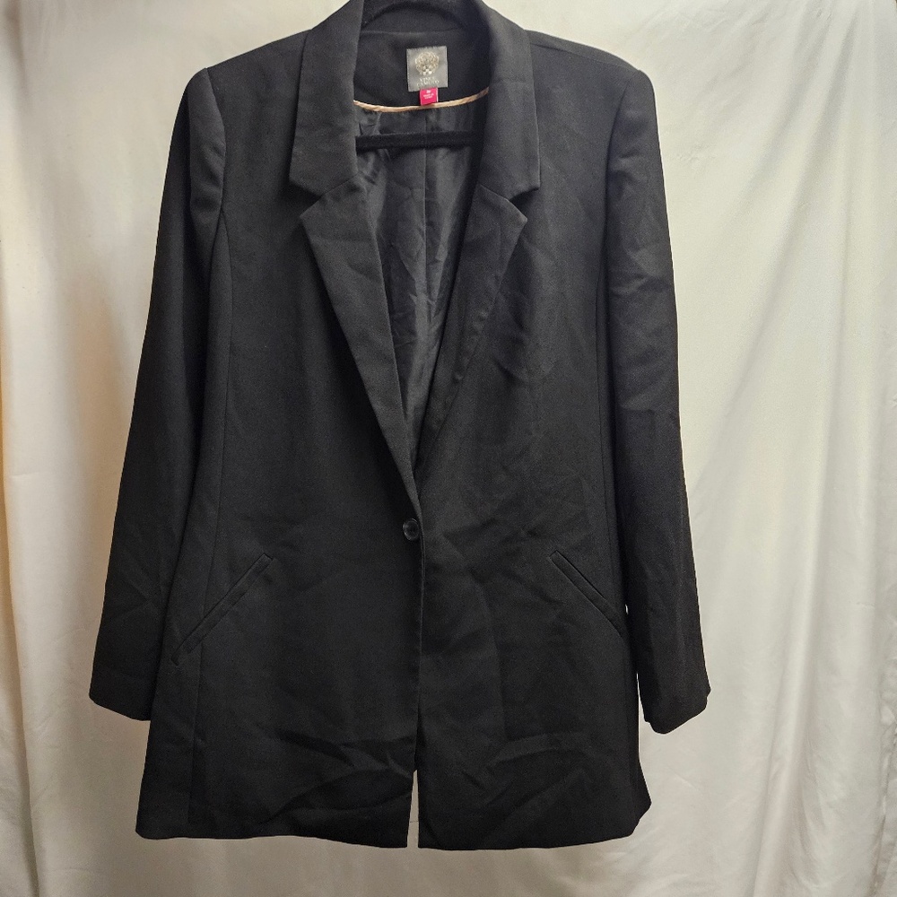 Vince Camuto Suit Jacket Size 10 black black one button pockets v-neck